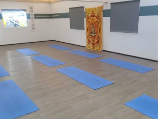 miete-unseren-yoga-raum-2