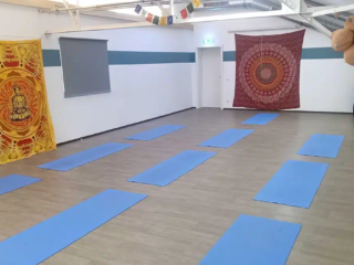 miete-unseren-yoga-raum-3
